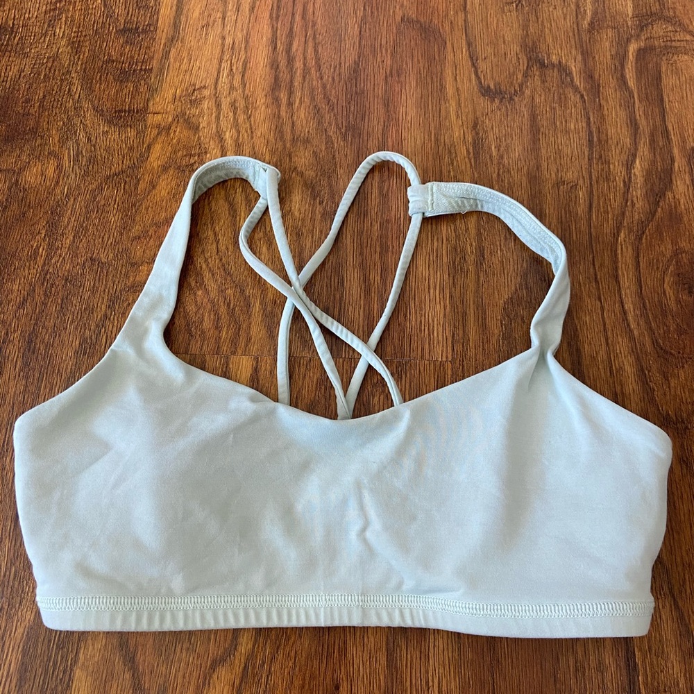 Lululemon Free To Be Bra